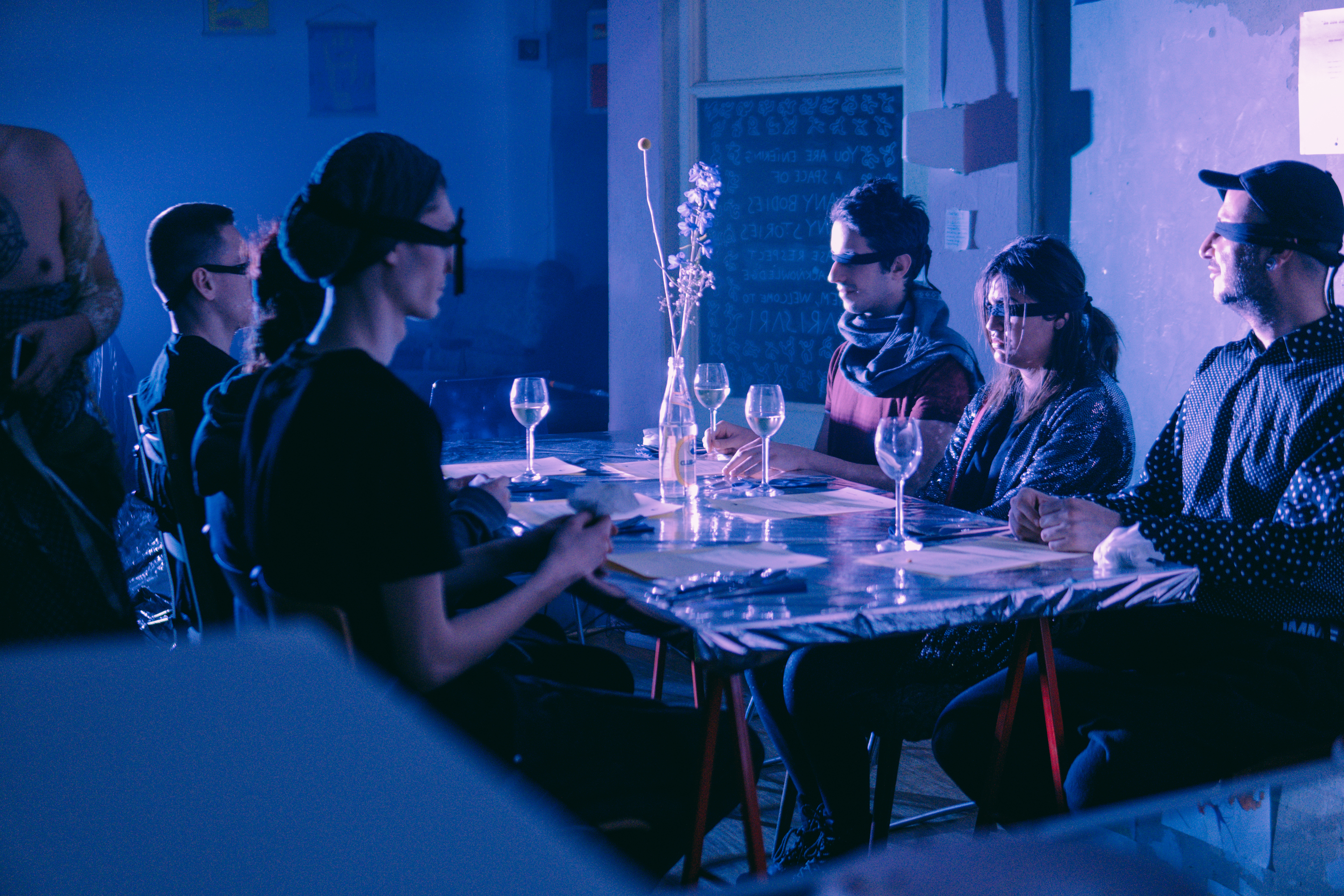 <p> Empaty Supper </p> A light and sound piece introduced the participants to the main table. 
                  Still blindfolded, a time of confusion and randomness was bestowed on the guests. Amplifing the anthisipation already present in the room. 