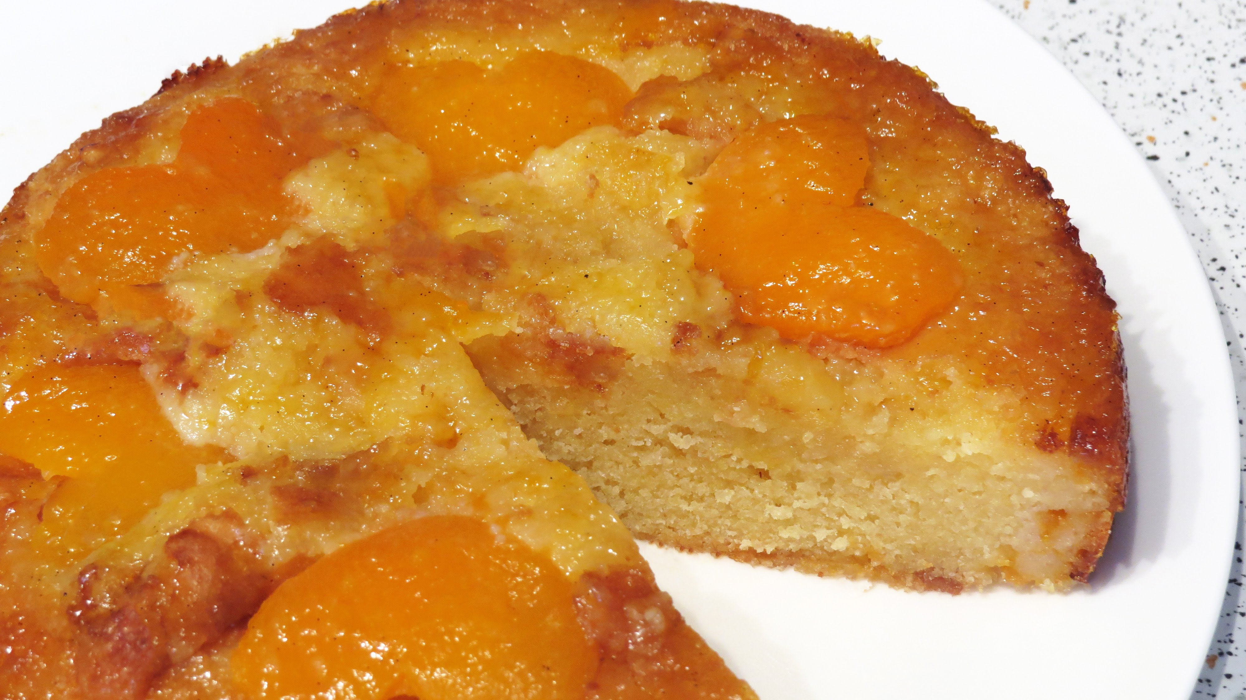 Apricot_Cake